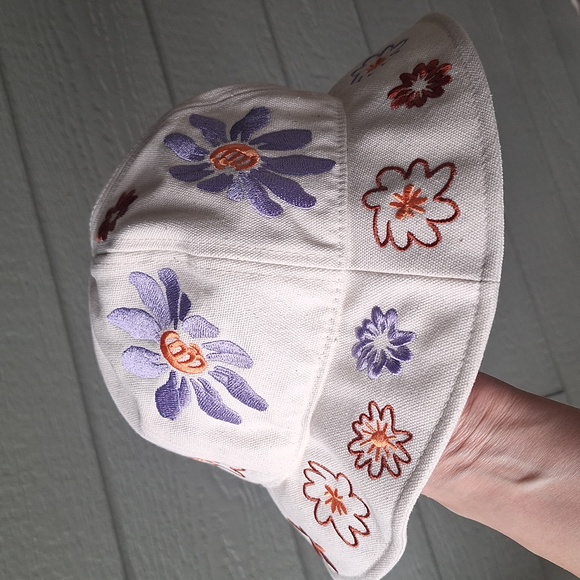 Vans summer blooms embroidered bucket hat size L/XL - Picture 5 of 10